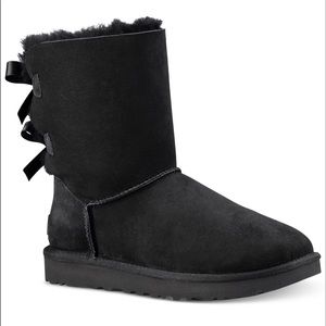 Bailey Bow Black Uggs